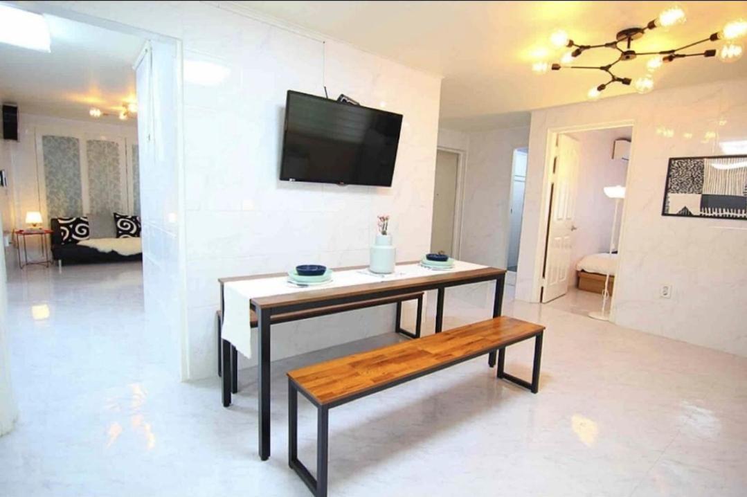 Apartment Y