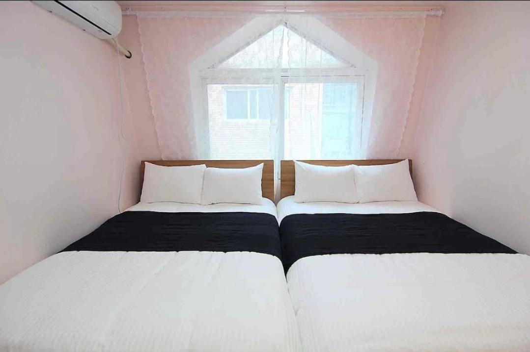 Apartment Y *