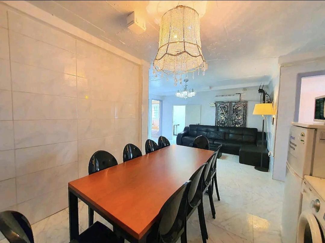 Y Apartment